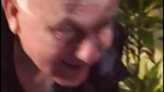 Mulatto සුදු මිනිහා සමග මයාමි දී පිළිකාවක් රෙද්ද.