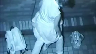 මාරි ඩෝල් කුකුළා මත මංකොල්ලයක්.