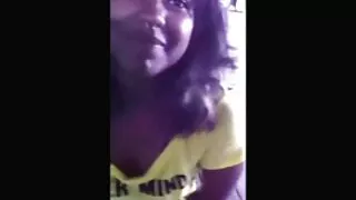 ෂිමෙල් ඩුබායි ඩුබායි ඩුබායි හි දී අහවල් එක හා පටිය සමග කෙලවගත්තේය.