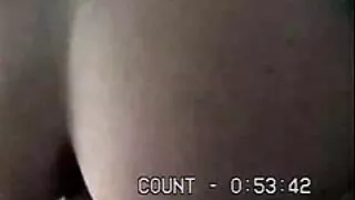 රෙද්ද අස්සේ රිංගලා බෝල ගහනවා.