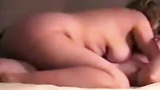 හොන් Dem දුෂ්ටාත්මය තටාකය විසින් උයන් සමග මඟුල් භුක්ති.