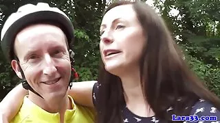 Blacks pool එකෙන් බහිනවා.