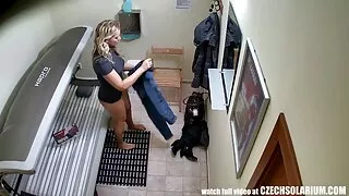 TlerLer NionOn මාමා බිරිඳ ඇත.