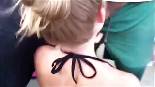 ESIS Gilbert විසින් ඇගේ කාමර මිතුරා සමඟ ලිංගිකව හැසිරෙයි. තෑග්ගක් ලැබුණු පසු ලිංගිකව එකතු වීම.