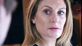 ගෘහ සේවිකාව අයිතිකාරයත් එක්ක පස්ස පැත්තට කෙල උනා.